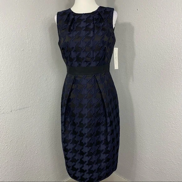NWT Carmen Marc Valvo dress Size 2